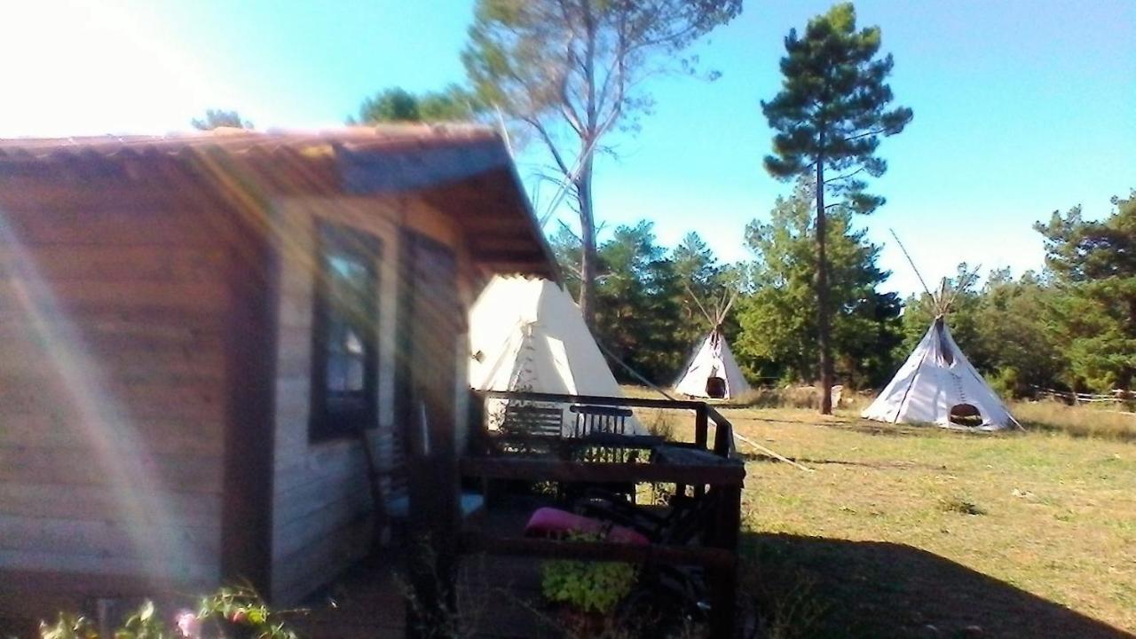 Ranch Du Puits De Riquier 호텔 Moissac-Bellevue 외부 사진